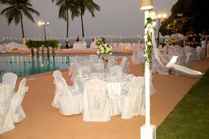 Holiday Inn Ponce & El Tropical Casino By Ihg Ресторан фото