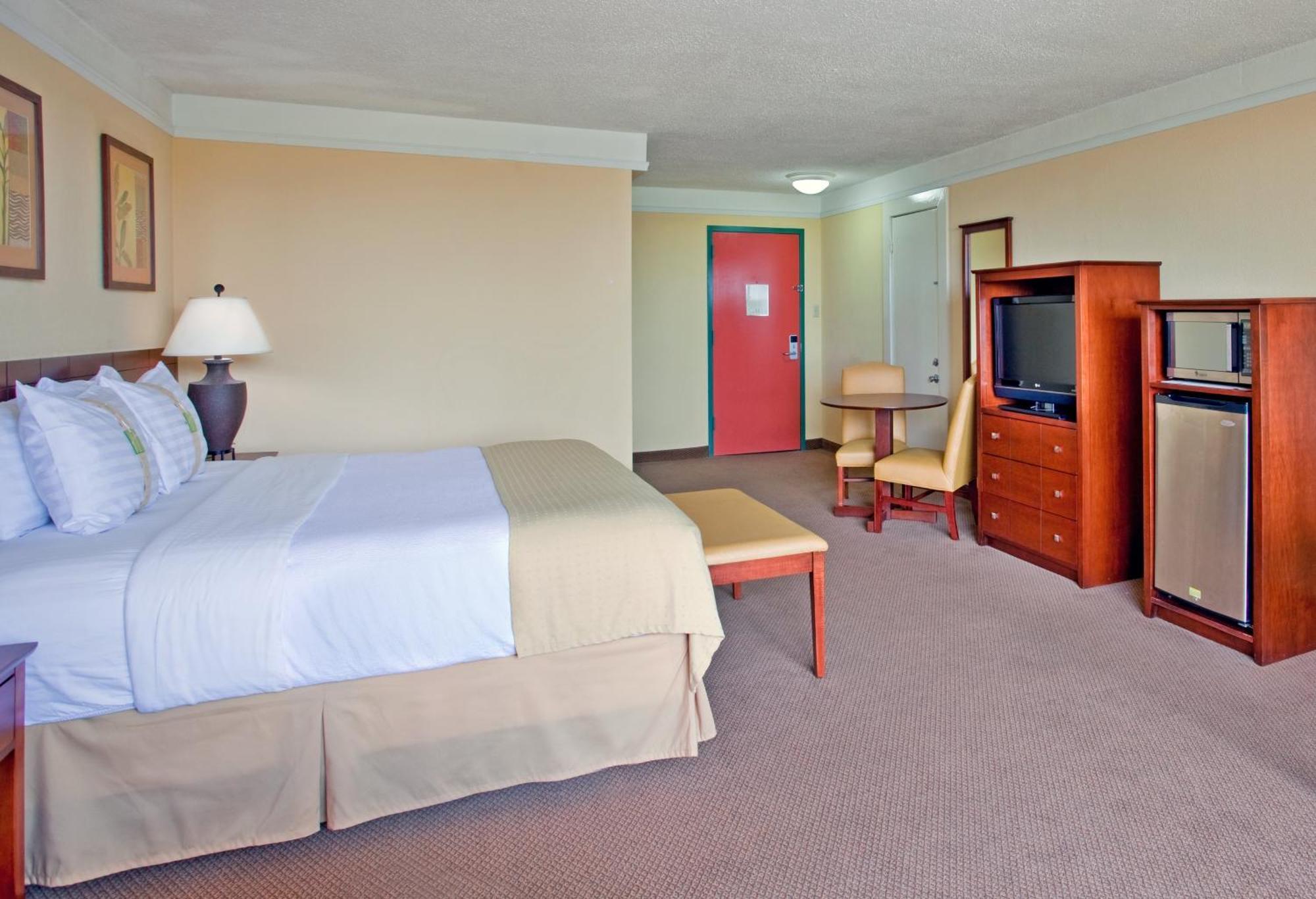 Holiday Inn Ponce & El Tropical Casino By Ihg Экстерьер фото